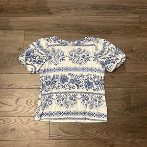 Loft Blue and White Patterned Puff Sleeve Top SP